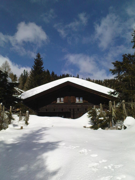 Villa Gerlitzen-Hütte Treffen Habitación foto